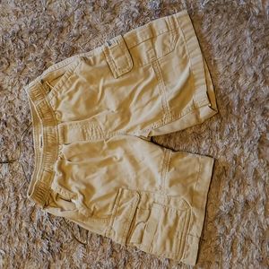 Oshkosh Boys 7 khaki cargo shorts